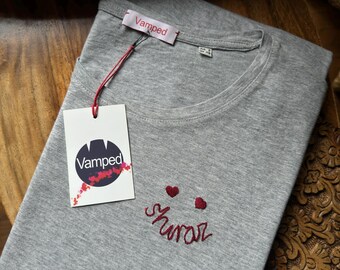 Camiseta para amantes del vino - Shiraz Smiley - Camiseta orgánica bordada a mano - Unisex / Mujer