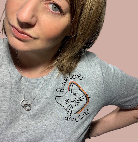Cat Lady Embroidered Women/'s T-Shirt