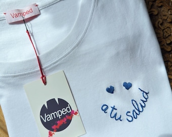 A tu salut Smiley - a tu salud - Camiseta orgánica bordada a mano - Unisex / Mujer