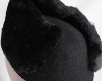 Vintage Womens 1940s Military Inspired Wool Rabbit Fur Hat