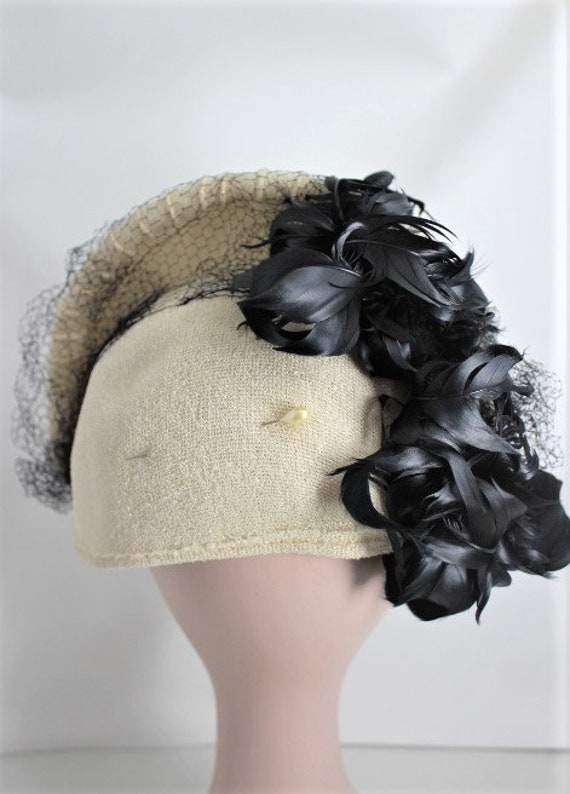 Fabulous Vintage 1930s / 40s Ostrich Feathers Blac