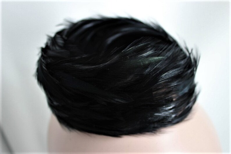 Stunning 1950s 2 Way Half Hat /& Chignon Clip Black Feathered