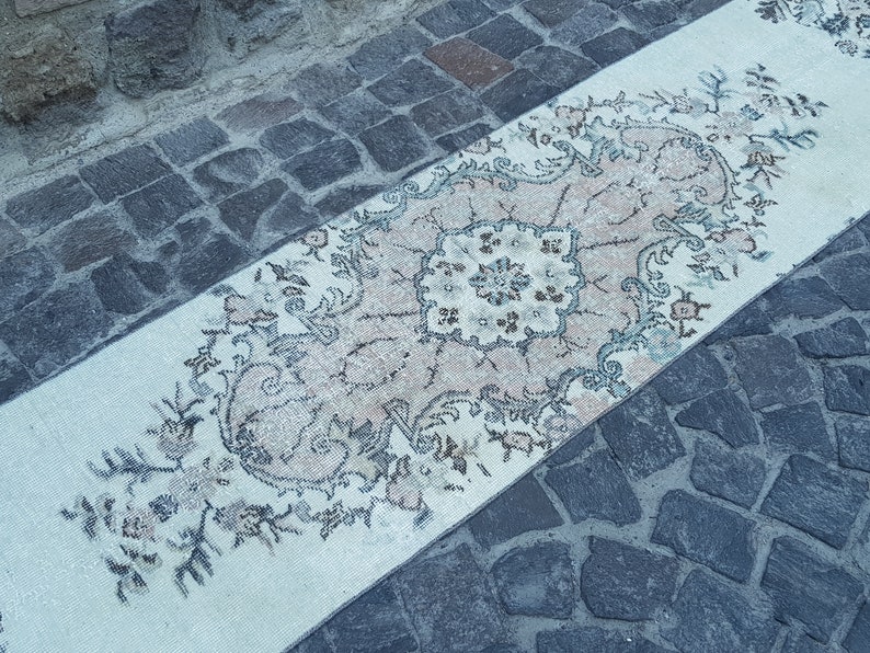 muted rug Runner Rug 291 x 60 cm n : 743 Vintage rug Turkish rug 9.5 x 1.9 Ft