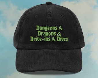 Cappello in velluto a coste per Dungeons Dragons Dine-Ins Drives / Cappello da papà Funny Guy Fieri / Regalo per fan di DND / Cappellino D20 / Ricamo con colore personalizzato