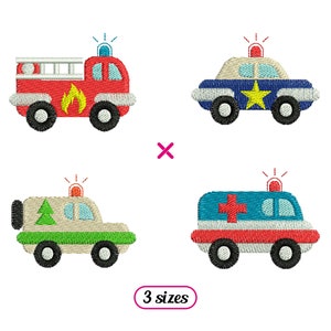 Puede incluir: Cuatro diseños bordados de diferentes vehículos: un camión de bomberos rojo, un coche de policía azul, un camión de guardabosques verde y beige y una ambulancia roja y azul. Cada vehículo tiene una luz intermitente en la parte superior y está contorneado en negro.
