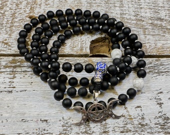 Geknotete 108ct Mala mit Matte Onyx und Howlith Mala