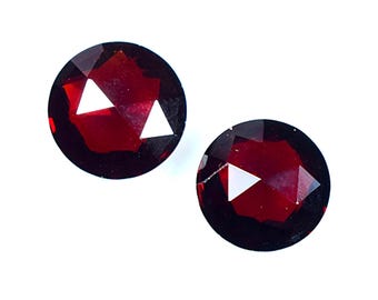 Natural Mozambique Garnet Round Briolette Cut Pair: Faceted Gemstones, 6.55 ct, 9x9mm Making Jewelry