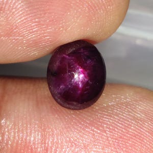 Rubí estrella natural ovalado: 5,36 quilates, estrella de seis rayos, gema suelta de cristal curativo, 9,2 x 7,7 x 6 mm