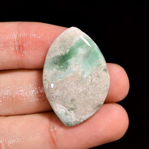 Glamorous AAA Quality Natural Variscite Fancy Shape Cabochon Loose Gemstone For Making Jewelry Healing Crystal 26.00 Cts 32X21X5 mm ZM-273