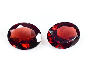 AAA Mozambique Garnet Pair: Oval Faceted Cut Loose Gemstones, 4.9ct, 10x8 mm Jewelry Making