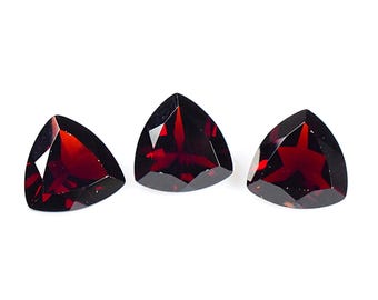 Natural Mozambique Garnet Trillion Cut 3 Pcs Loose Gemstone: Making Jewelry 7.85 Ct 9X9mm