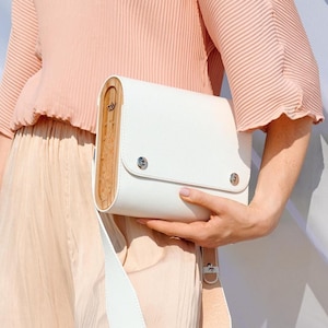 FENDI - FENDI iPad miniケース Fendi Logo Detail Ipad Mini Case | italist