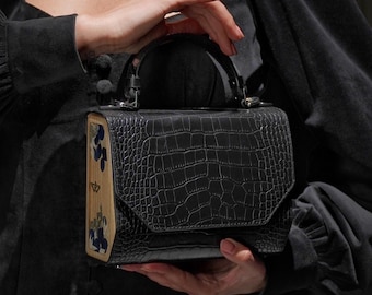 Schwarze Krokoleder Umhängetasche: Handgefertigte Strukturierte Crossbody Geldbörse