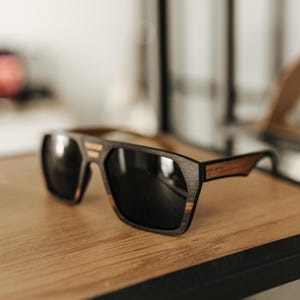 Unisex Wooden Sunglasses, Polarized Groomsman Sunglasses, Stylish Sunglasses for Women, Wedding Party Gifts