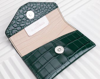 Handcrafted Crocodile Leather Mini Wallet: Elegant Envelope Purse