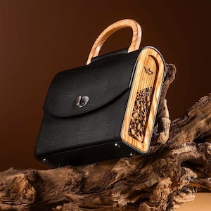 Elegant Black Leather Handle Shoulder Bag – Handmade Designer Purse for Women – Minimalist Luxury Crossbody Satchel