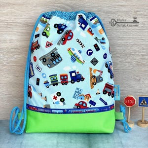 Sporttas voertuigen / sporttas met naam / gepersonaliseerde stoffen tas / kleuterrugzak / sporttas voor kinderen / groen / LM