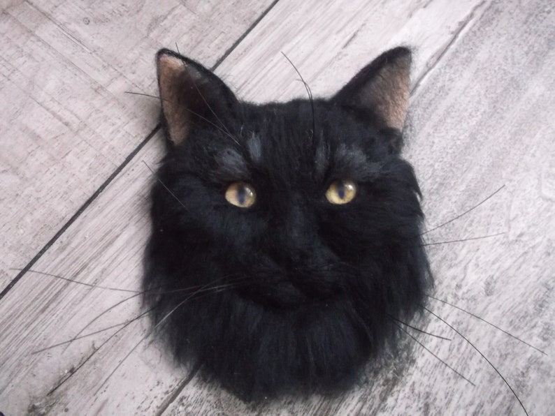 custom pet portrait cat cat felted needle felted cat cat portrait Brooch cat