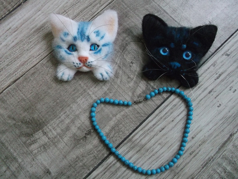 custom pet portrait cat cat felted needle felted cat cat portrait Brooch cat