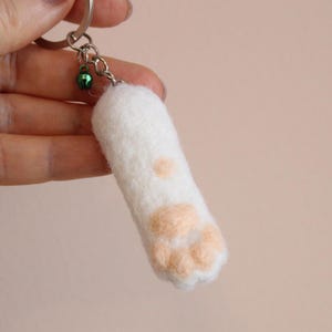 Felt Cat Paw Keychain Personalized Memorial Felted Cat Paw Cat Lover Gift Car Keychain Cat Bag Decoration