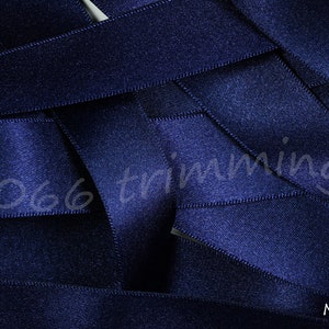 Azul marino 13 Berisfords doble satén cinta 3mm 7mm 10mm 15mm 25mm 35mm 50mm 70mm longitudes cortas y carretes completos gratis P&P