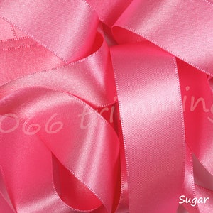 Sugar Pink 16 Berisfords Double SatinBand 3mm 7mm 10mm 15mm 25mm 35mm 50mm 70mm Kurze Längen und Volle Rollen Frei P&P