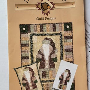 Christmas Quilt Sewing Patterns Santa Wall Hanging Pillow and Towel Applique, The Wooden Bear Quilt Designs Pattern TWB017 Uncut