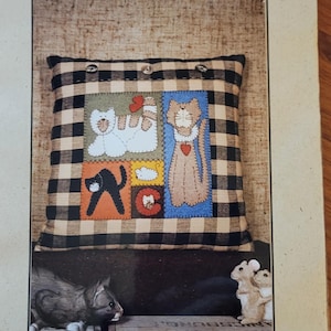 Cat Applique Pillow Sewing Pattern Vintage 90s Powder Mill #2031, Cat Collage Pillow Designed by Diane Arthurs Uncut