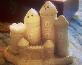 Sand Castle Salt & Pepper Shakers Vintage Cracker Barrel