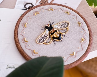 Bead Embroidery Kit - Bee, DIY Craft Kit, Honey Dream