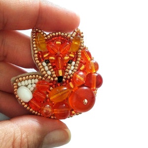 Fox brooch, fox pin, fox jewelry, beaded brooch