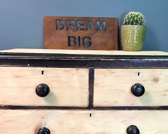 Rusted DREAM BIG Plaque Word Sign Metal Home Rustic Bar Kitchen Love House Life