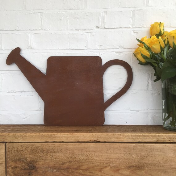 Rusted Metal WATERING CAN rustic sign Home garden Shed lawn Ornament decoration