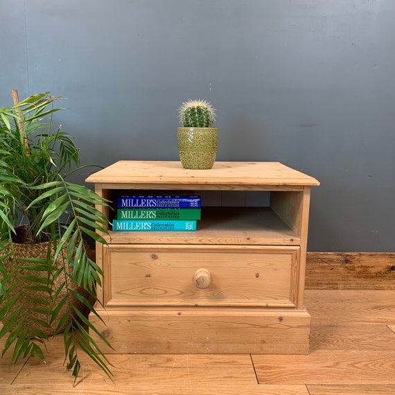 Solid Chunky Pine Bedside Coffee Lamp Table Storage Rustic Shabby Chic Vintage