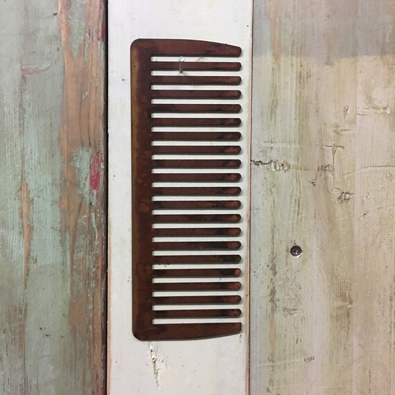 Rusty Large BARBERS COMB Sign Metal Shop Front Home barbershop shave scissors