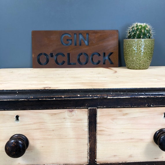 Rusted GIN O CLOCK Plaque Word Sign Metal Shop Home Rustic Pub Cafe Bar Cocktails Drinks