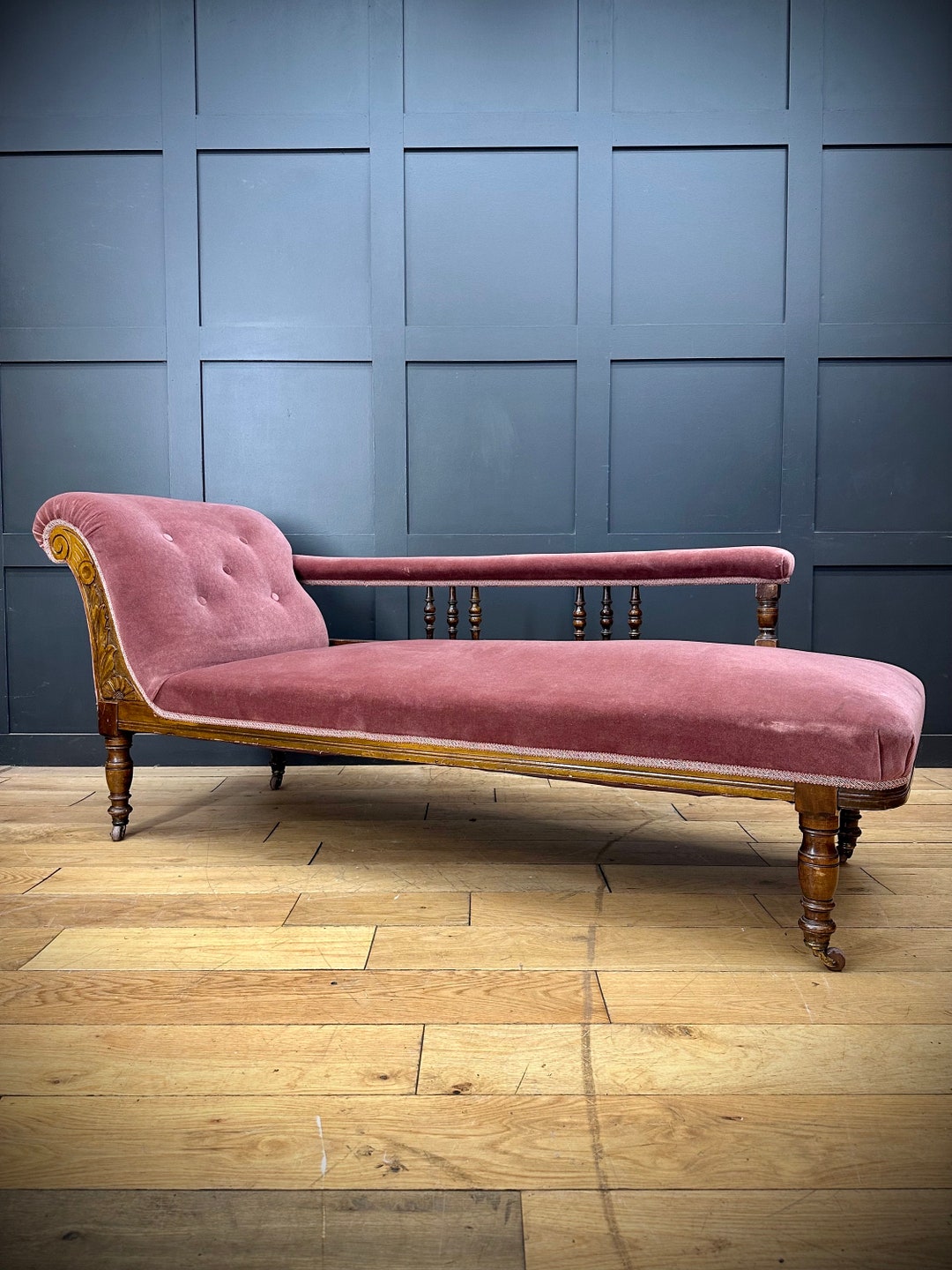 Antique Chaise Longue / Antique Day Bed / Walnut Frame Sofa Etsy UK