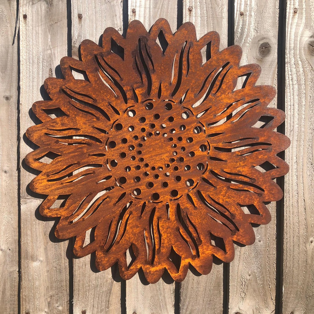 Garden Sunflower / Rusty Metal Sunflower / Garden Wall Plaque / Garden
