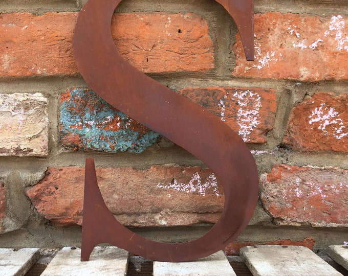 Rusty metal letter S / Thin letter S / Personalised gift / vintage letter / Classic lettering/ Rustic signage / Industrial style