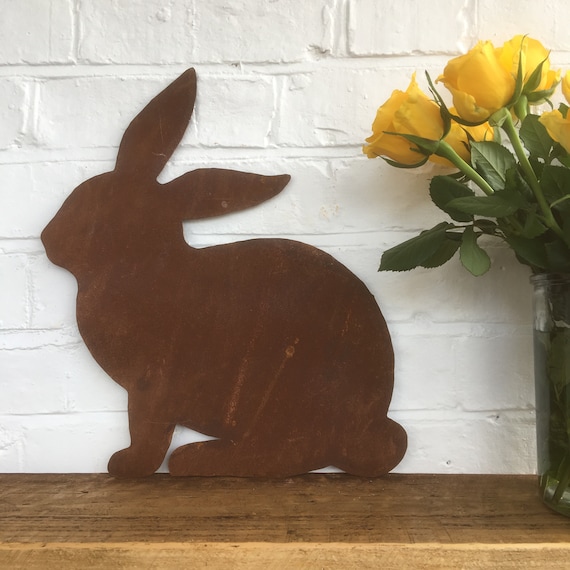 Rusted BUNNY RABBIT Sign Metal Home Garden Ornament Animal Statue Plaque feature