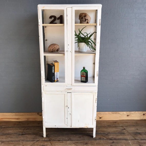 Vintage Hospital Medical Cocktail Cabinet Metal Industrial Kitchen Bathroom B