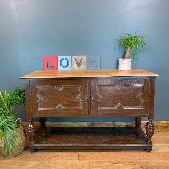 A Vintage Rustic Antique Oak Sideboard Buffet Server Cupboard Drawers
