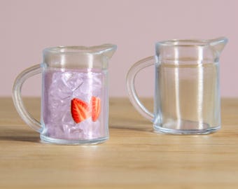 Miniature Plastic Pitchers: Dollhouse Kitchen Drink Set, Resin Crafts (0.8 inch)