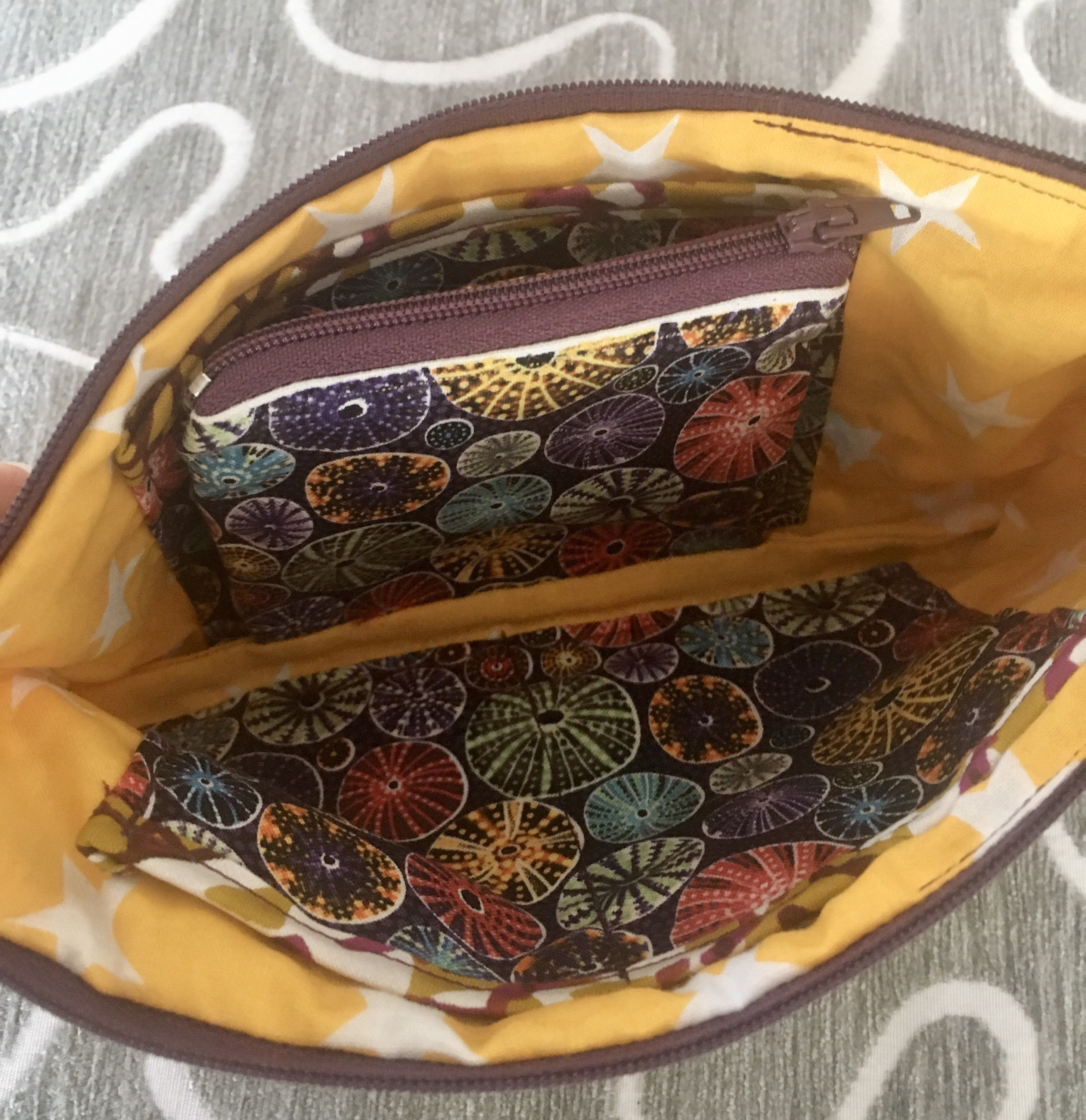 Porte-carte Ou Pochette En Satin Molly Marais - Couleur Vieux Rose Et Doré - Neuf Avec étiquettes - Pour Fille