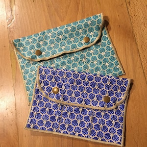 Etui a flacons d'huiles essentielles en tissu enduit modèle 3 flacons