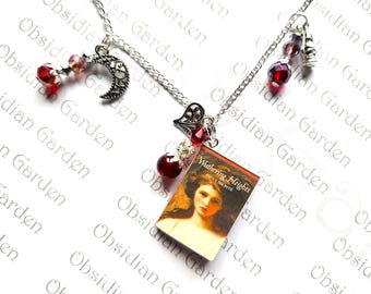 Wuthering Heights mini book and charm necklace - red