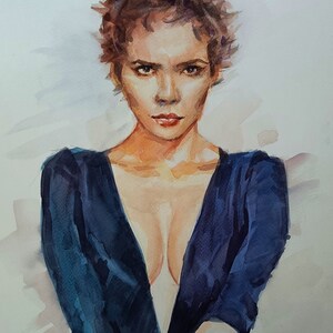 Ritratto ad acquerello unico di una bellissima ragazza. Illustrazione minimalista unica nel suo genere, opera d'arte murale. Acquerello moderno da regalare.