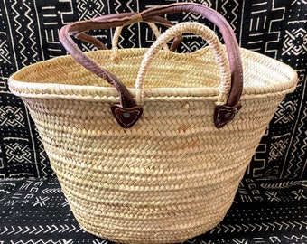 Natural-colored, French/Moroccan Market Basket Made of Palm Leaves / Large Unique Tote / Bohemian Beach Tote / Eco-Friendly and Sustainable