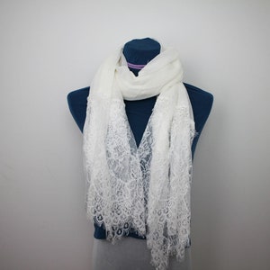 Lace Scarf in White