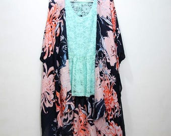 Kimono floral negro